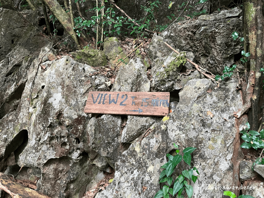 Signboard along Sleeping Lady Viewpoint 2 hike